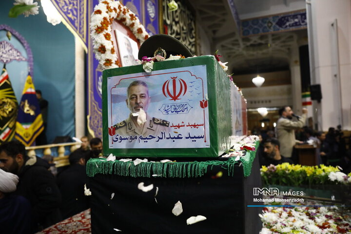 مراسم وداع شهید امیرسپهبدسید عبد الرحیم موسوی در قم