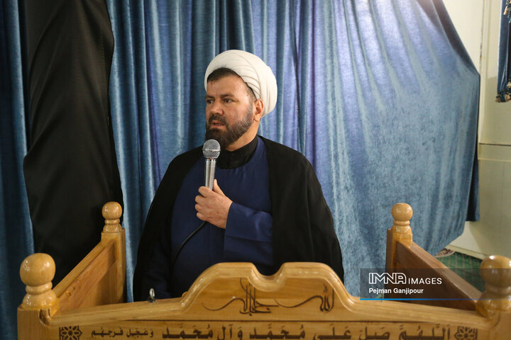 تجمع روحانیون و ائمه جماعت غرب اصفهان در بیعت با رهبر انقلاب اسلامی