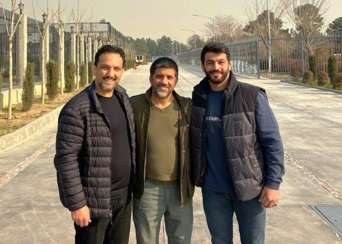 پژمان درستکار برترین سرمربی کشتی آزاد سال ۲۰۲۵ + بیوگرافی، زندگی شخصی و فعالیتهای حرفهای