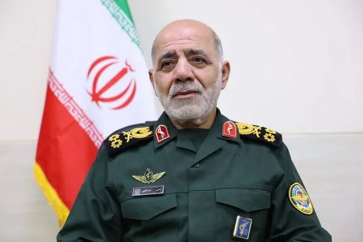 شهید خادمی عمر خود را در راه پاسداری ازکشور سپری کرد
