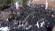 فیلم| تشییع آسمانی پیکر شهدا بر دوش مردم یاسوج