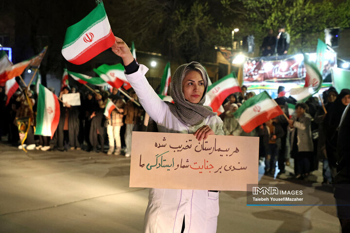 اجتماع کادر سلامت و درمان همدان در محکومیت حمله امریکایی صهیونی