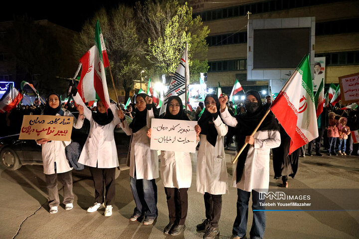 اجتماع کادر سلامت و درمان همدان در محکومیت حمله امریکایی صهیونی