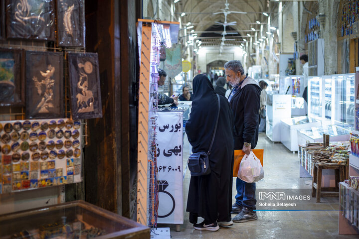 جریان زندگی در بازار وکیل شیراز