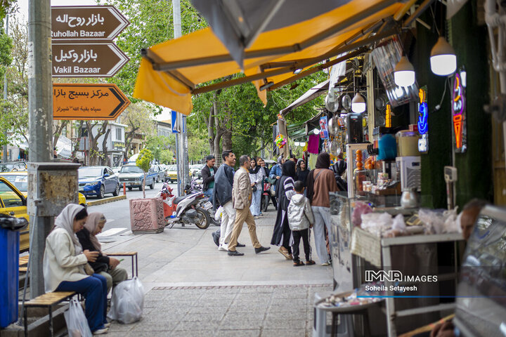 جریان زندگی در بازار وکیل شیراز