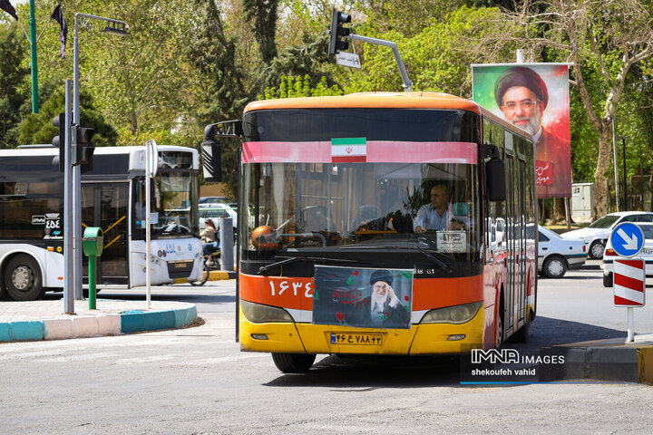 روایت ایستادگی؛ از اتوبوس‌های پرچم‌دار تا شهروندانی که شهر را رها نکردند