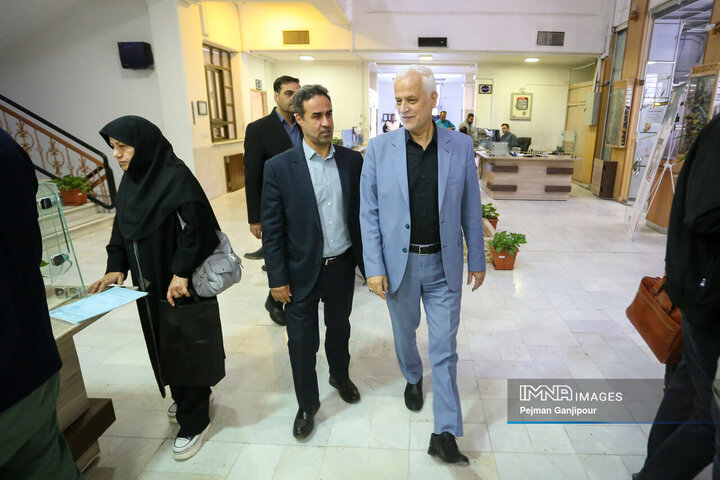 بازدید شهردار اصفهان از خدمت‌رسانی شهرداری‌ها به شهروندان