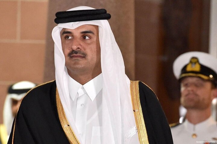 تأکید امیر قطر در تماس با رئیس جمهور فرانسه بر مهار تنش‌های منطقه و بازگشت به گفت‌وگو