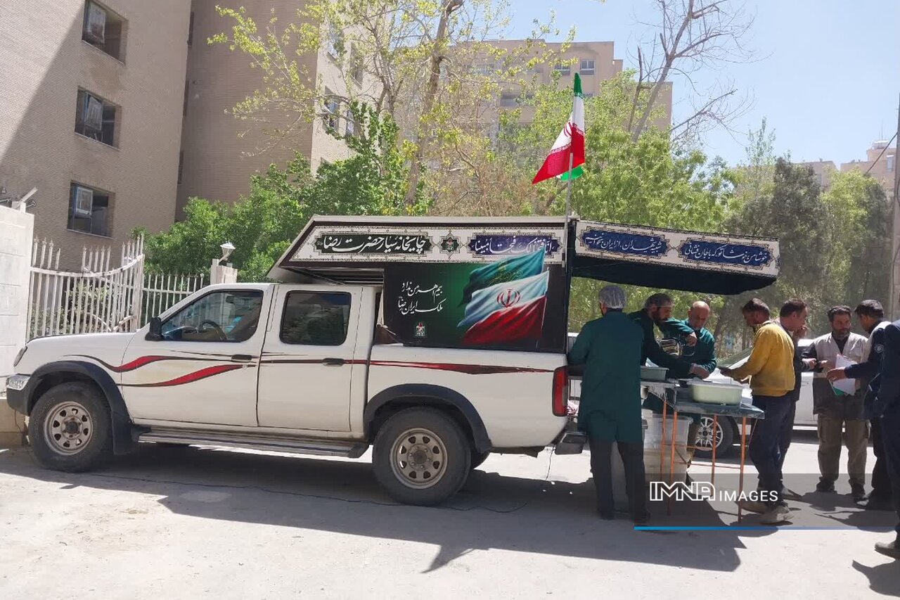 بمبها شیشهها را شکست، اما اراده ایران را نه!