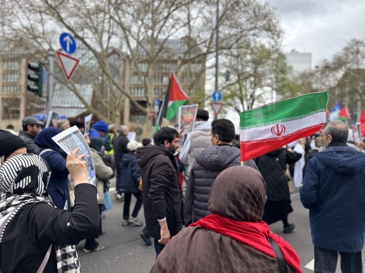 فریاد «مرگ بر آمریکا» در خیابان‌های برلین