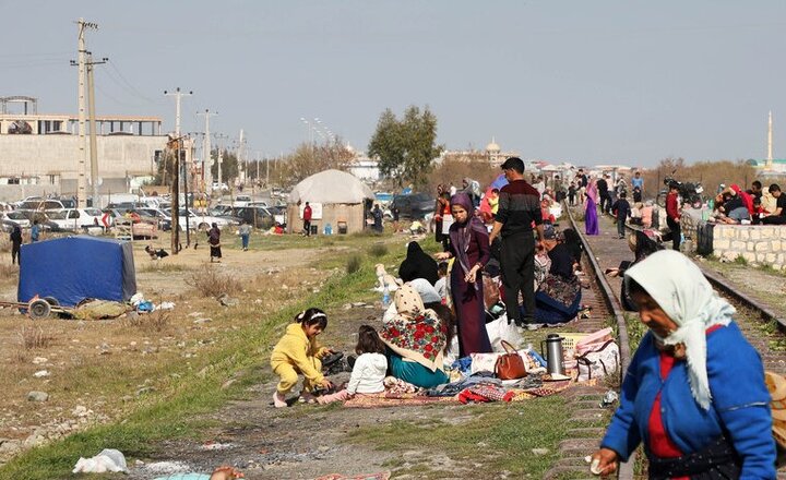 بازدید روزانه ۱۵ هزار نفر از بازارچه ساحلی بندرترکمن در نوروز