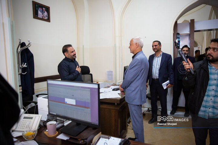 بازدید شهردار از شهرداری منطقه 1