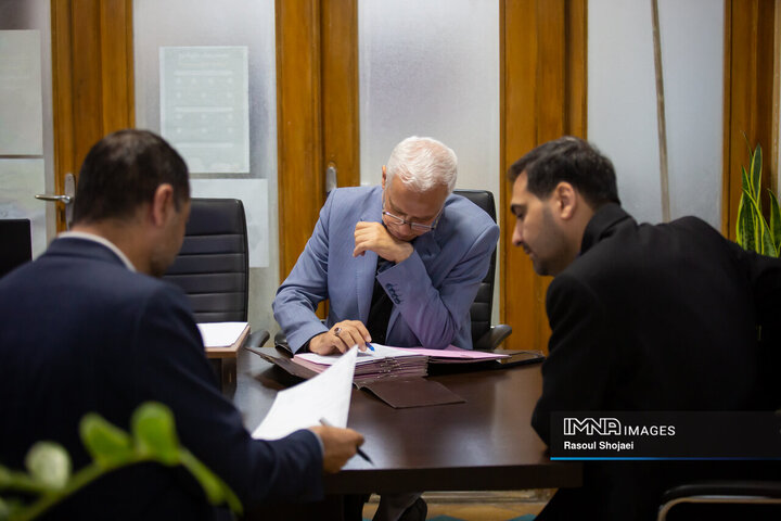 بازدید شهردار از شهرداری منطقه 1