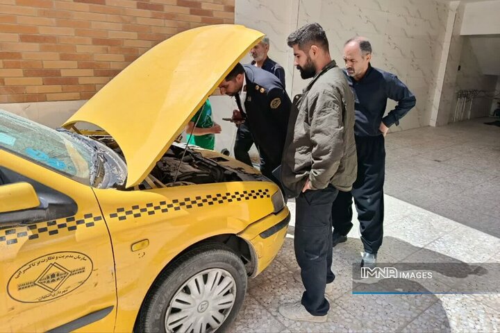 خدمات رایگان منطقه ۵ اصفهان به خودروهای آسیب‌دیده جنگ؛ ثبت‌ درخواست در سامانه ۱۳۷