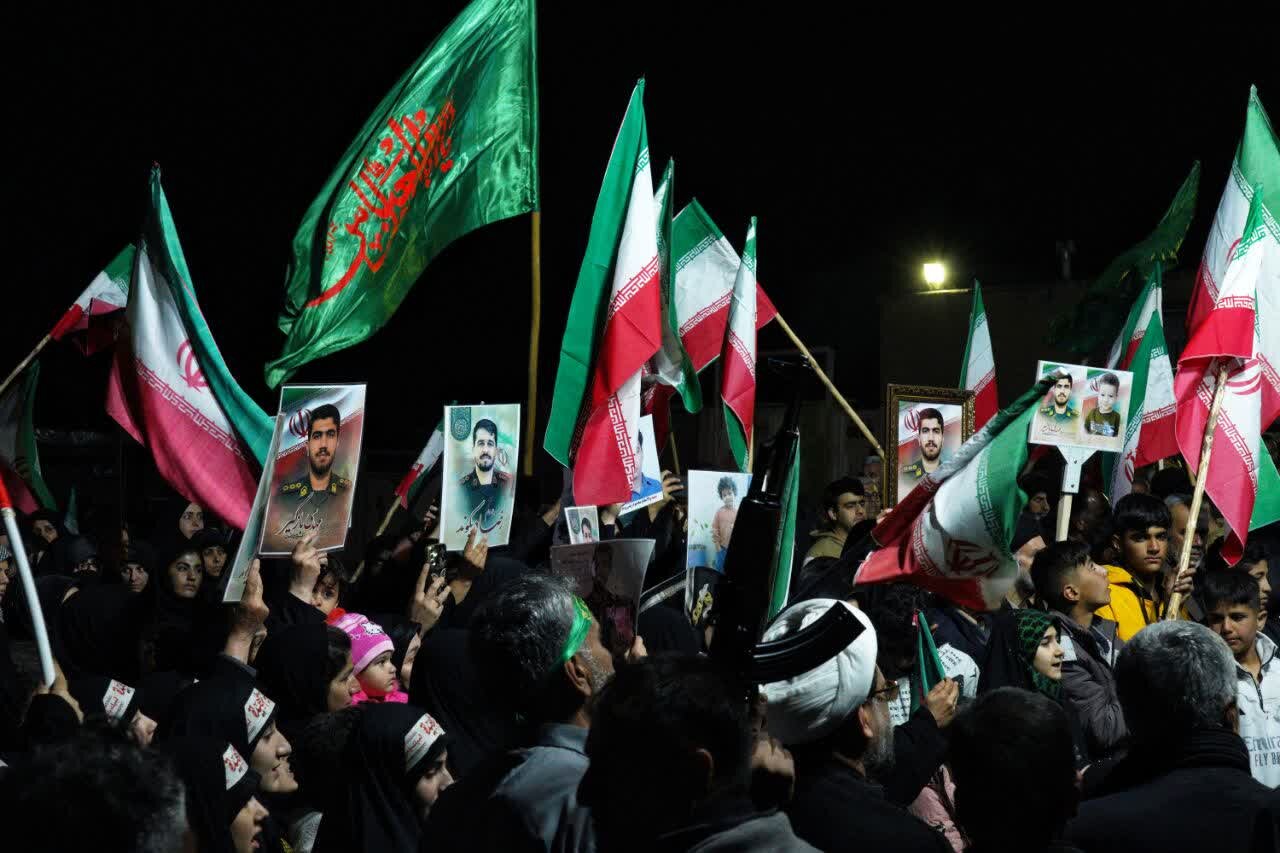 خیابان را رها نمی‌کنیم