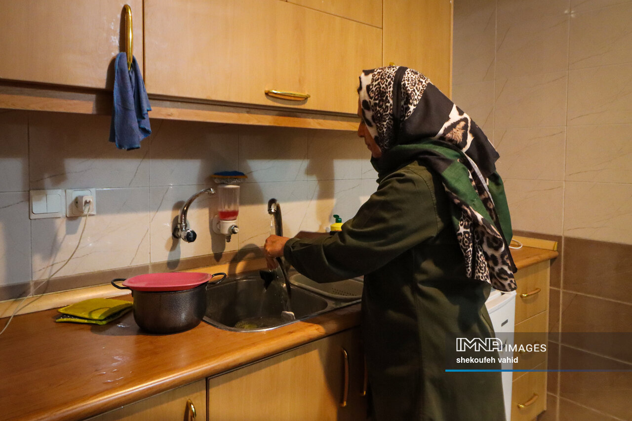 یک کلید، دو سرنوشت؛ روایت عجیب زن اصفهانی از نذر خدمت