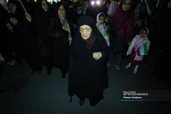 قافله عزاداری اربعین امام شهید در اصفهان