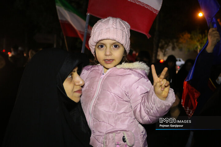 قافله عزاداری اربعین امام شهید در اصفهان