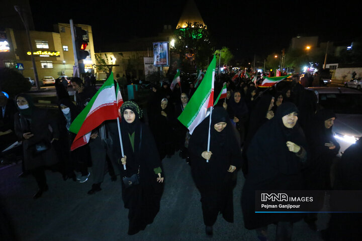 قافله عزاداری اربعین امام شهید در اصفهان