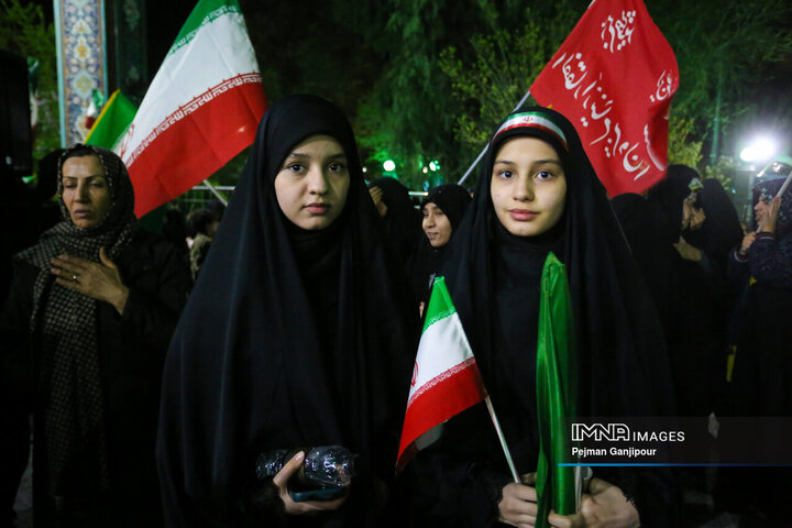 قافله عزاداری اربعین امام شهید در اصفهان
