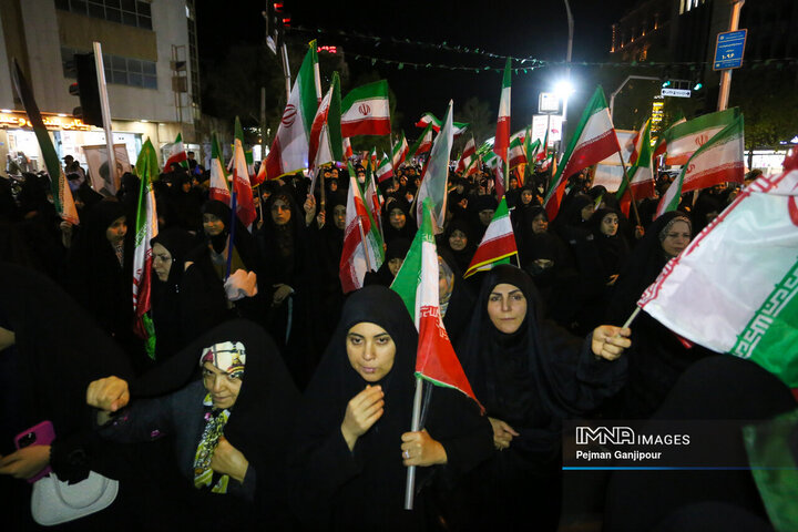 قافله عزاداری اربعین امام شهید در اصفهان