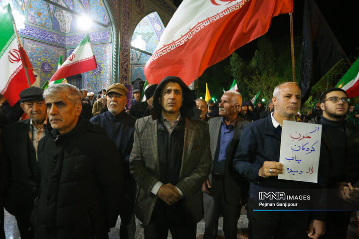 قافله عزاداری اربعین امام شهید در اصفهان