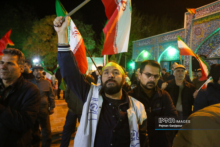 قافله عزاداری اربعین امام شهید در اصفهان