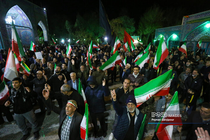 قافله عزاداری اربعین امام شهید در اصفهان