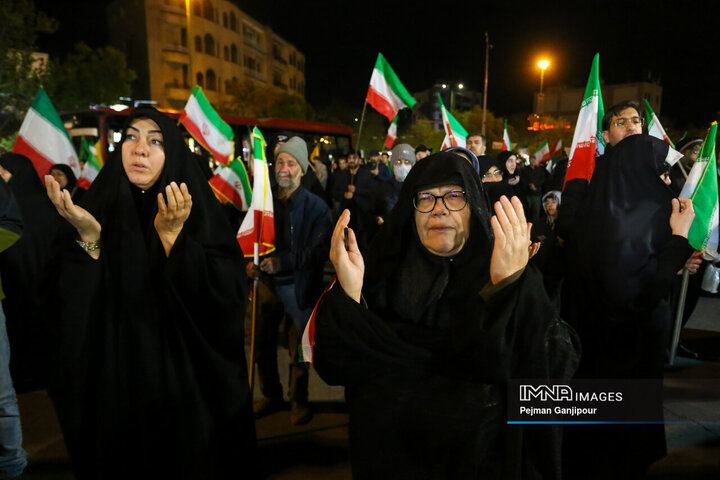 مراسم چهلمین روز شهادت رهبر معظم انقلاب در اصفهان