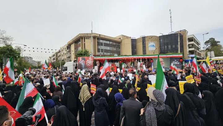 بدرقه باشکوه شهدای اقتدار وطن در شیراز + تصاویر