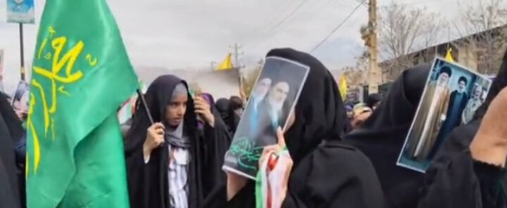 شروه‌خوانی زنان بویراحمدی در اربعین شهادت قائد امت