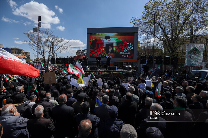 اراک در سوگ چهلمین روز شهادت رهبر شهید انقلاب اسلامی