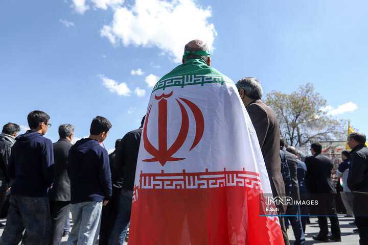 اراک در سوگ چهلمین روز شهادت رهبر شهید انقلاب اسلامی