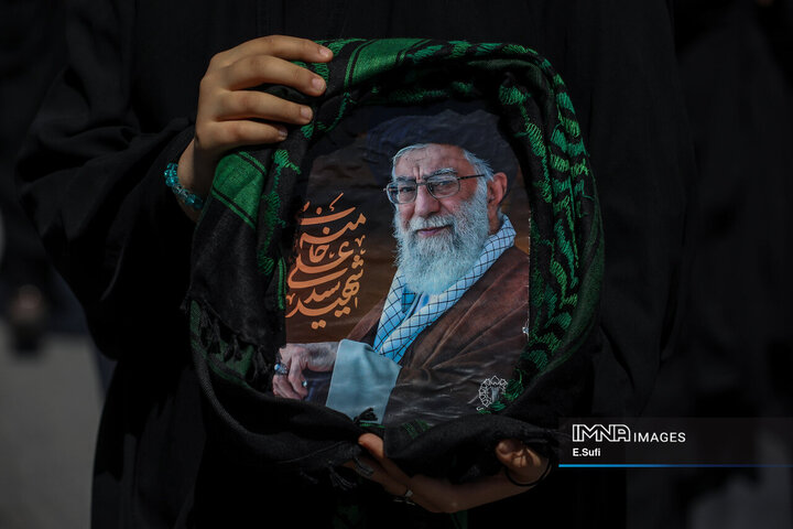اراک در سوگ چهلمین روز شهادت رهبر شهید انقلاب اسلامی