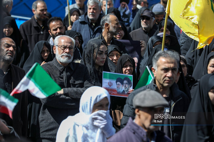 اراک در سوگ چهلمین روز شهادت رهبر شهید انقلاب اسلامی