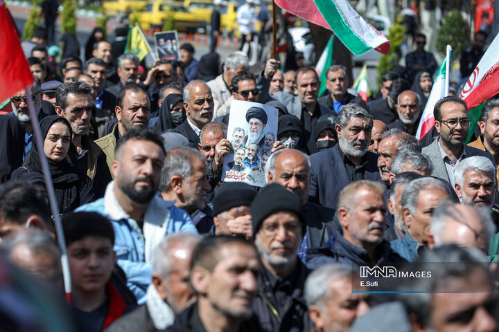 اراک در سوگ چهلمین روز شهادت رهبر شهید انقلاب اسلامی