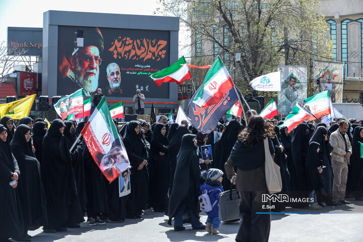 اراک در سوگ چهلمین روز شهادت رهبر شهید انقلاب اسلامی