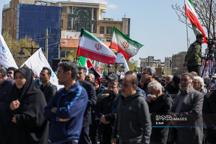 اراک در سوگ چهلمین روز شهادت رهبر شهید انقلاب اسلامی