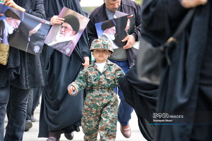 چهل روز گذشت؛ کرمانشاه در سوگِ رهبرِ شهیدش