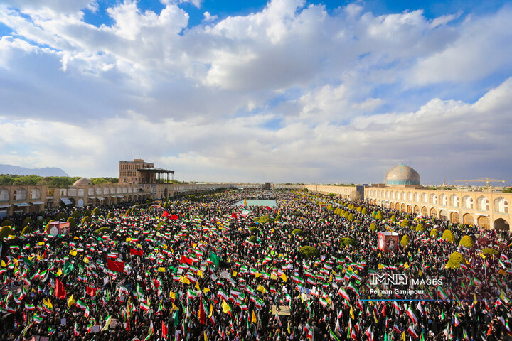 مراسم اربعین فراق شهادت رهبر حکیم انقلاب اسلامی در اصفهان