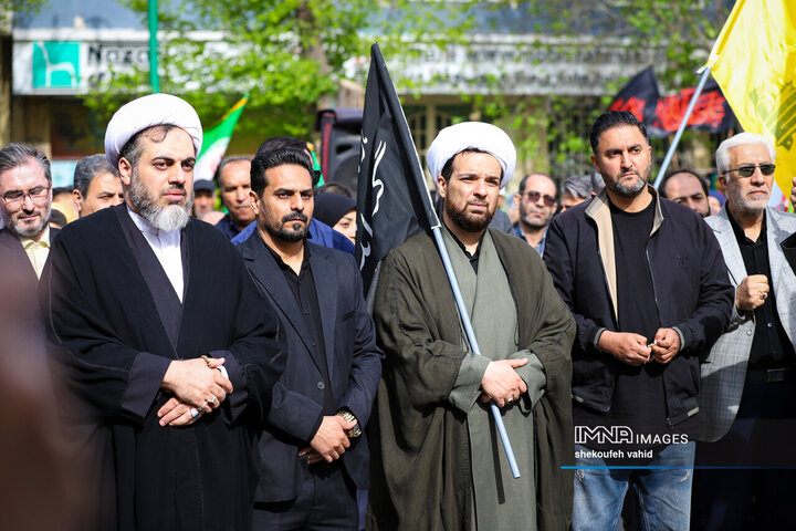 تجمع کادر درمان اصفهان در اربعین شهادت رهبر معظم انقلاب
