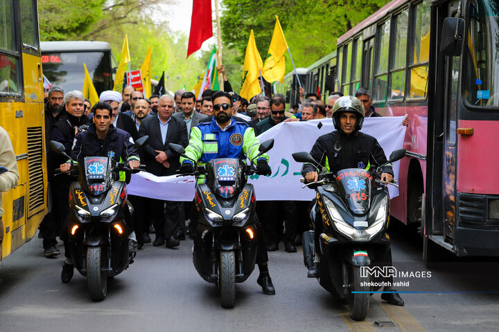 تجمع کادر درمان اصفهان در اربعین شهادت رهبر معظم انقلاب