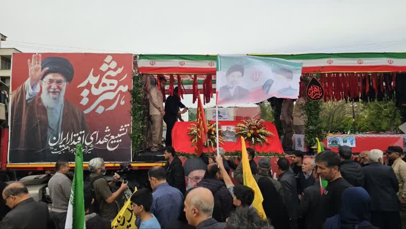 بدرقه باشکوه شهدای اقتدار وطن در شیراز + تصاویر