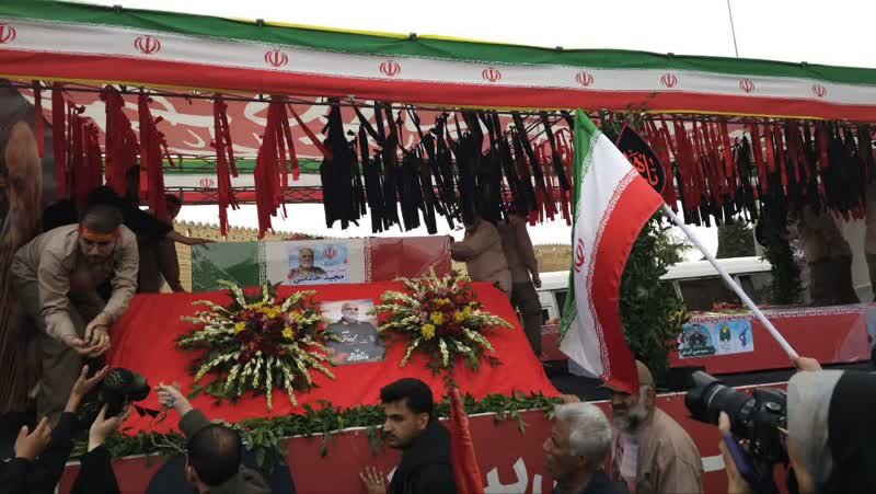 بدرقه باشکوه شهدای اقتدار وطن در شیراز + تصاویر