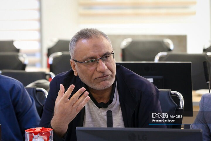 جلسه مشترک مسئولین کمیته های انتخابات و مدیران مناطق هجده‌گانه شهرستان اصفهان