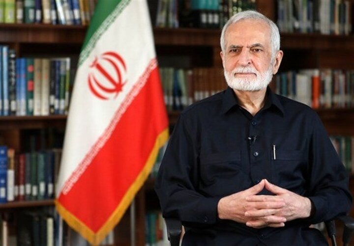 فرمانده کل سپاه: دکتر خرازی منشوری درخشان در دیپلماسی کشور بود