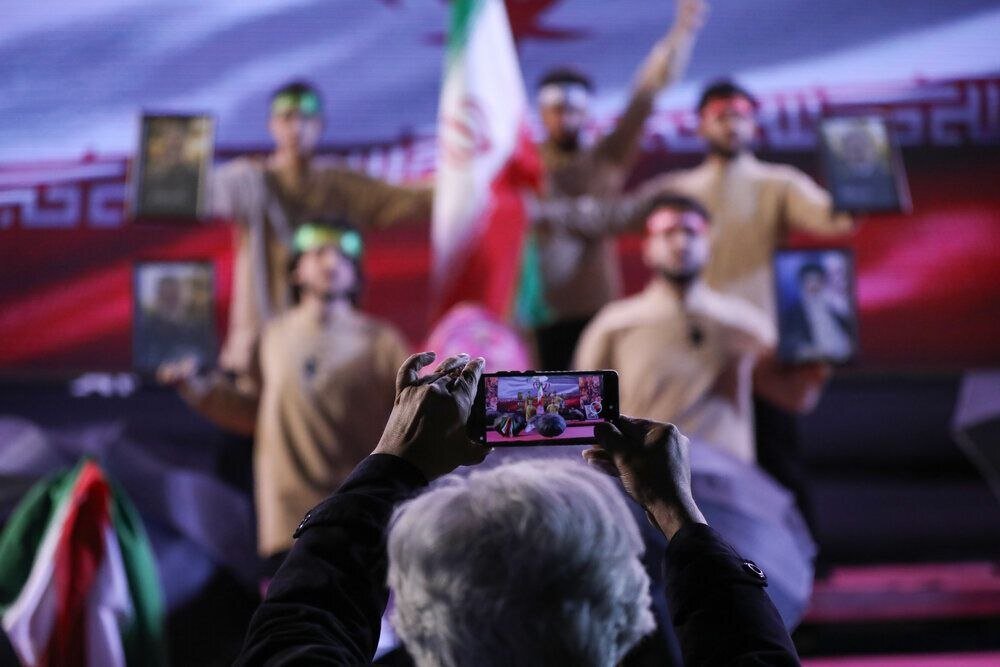 تئاتر چهارمحال‌وبختیاری؛ گرفتار در فاصله میان جشنواره و صحنه