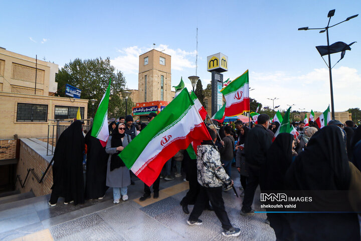 خدمات ویژه معاونت حمل‌و‌نقل و ترافیک شهرداری اصفهان در مراسم اربعین شهادت رهبر حکیم انقلاب اسلامی