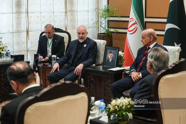 دیدار نخست‌وزیر پاکستان و رئیس هیئت مذاکره‌کننده ایران