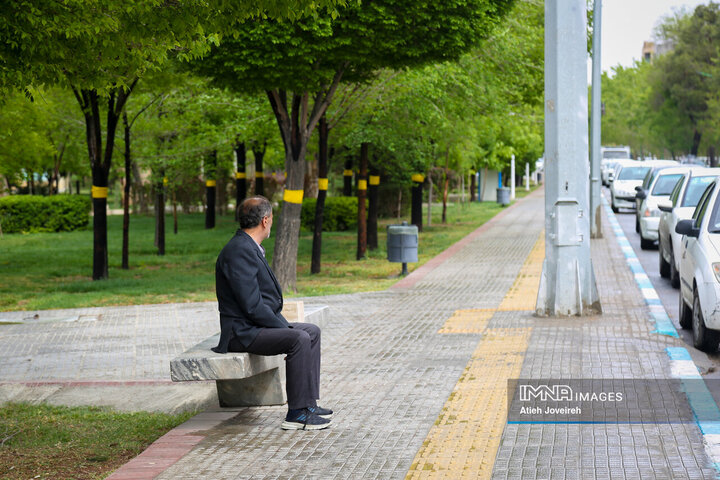 ترنم باران بهاری در اصفهان